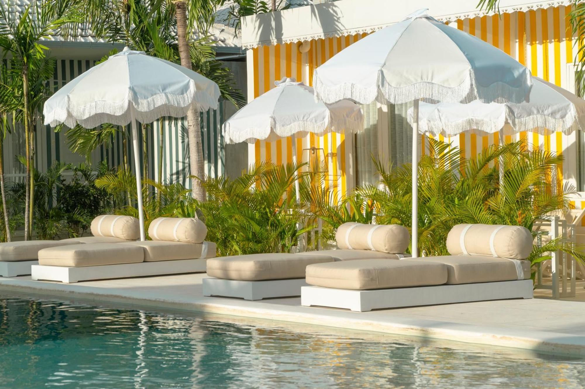 Ria Uluwatu, Tropical Chic Hotel Εξωτερικό φωτογραφία