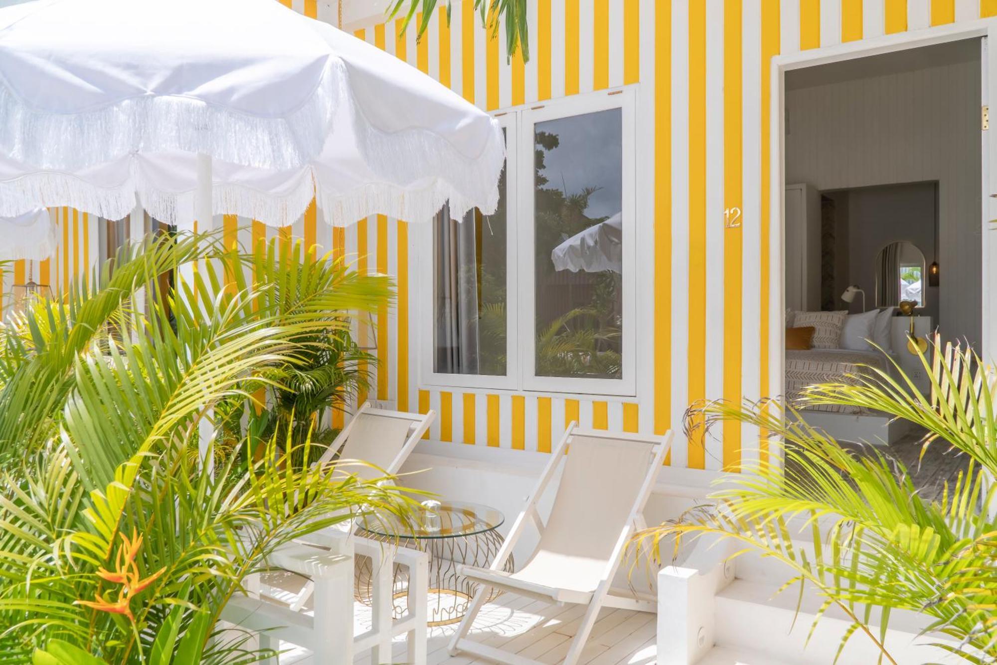 Ria Uluwatu, Tropical Chic Hotel Εξωτερικό φωτογραφία