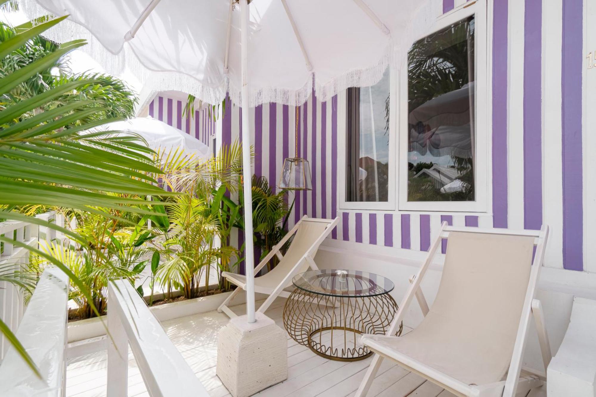 Ria Uluwatu, Tropical Chic Hotel Εξωτερικό φωτογραφία