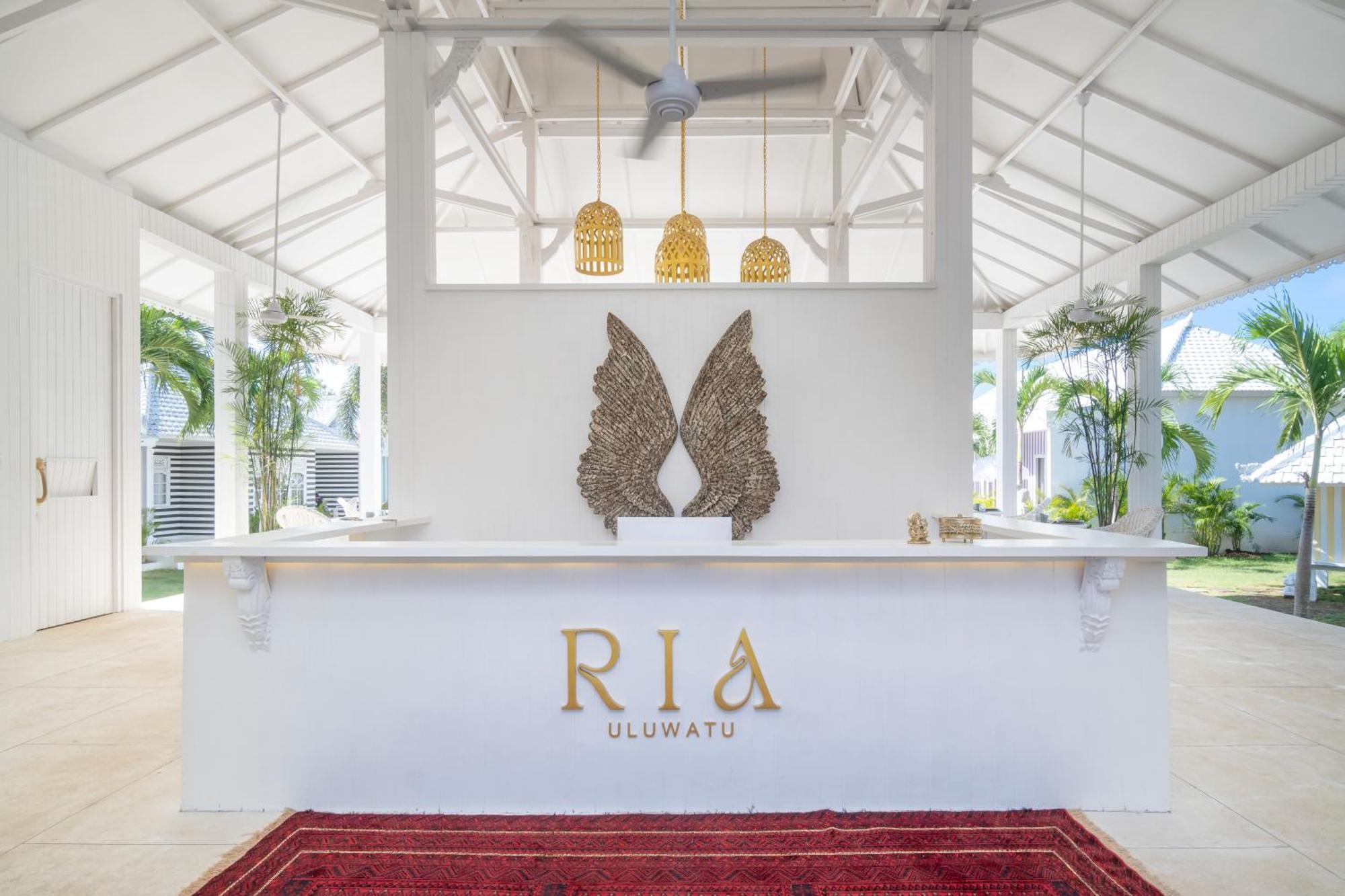 Ria Uluwatu, Tropical Chic Hotel Εξωτερικό φωτογραφία